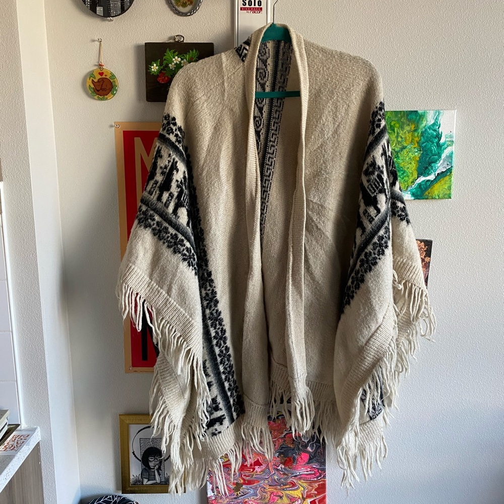 ✨ Oversized Wool Shawl ✨